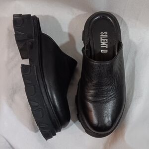 Silent D Womens Cassidy Black Leather Mules Platform Clog Shoe Lug Sole Chunky